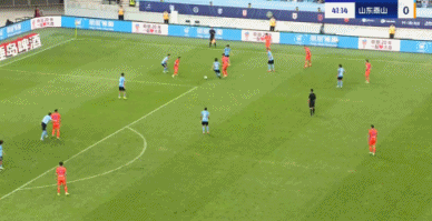 皇冠信用網账号申请_韩鹏出师不利泰山0比2不敌大连皇冠信用網账号申请，彭啸首秀王大雷里程“悲”