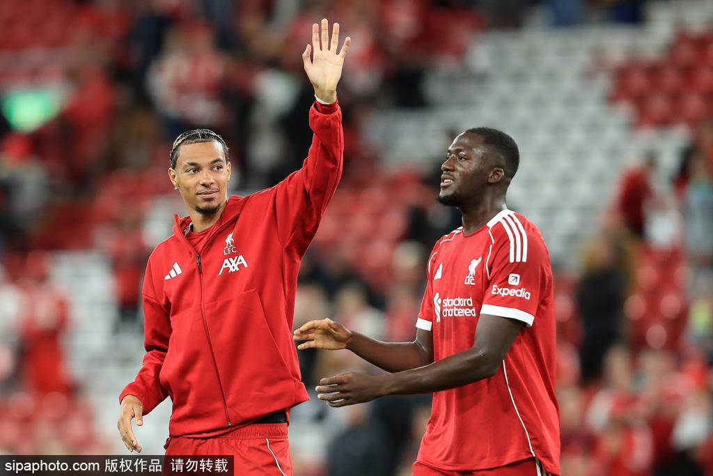 洛斯查兰特vs域堡_埃基蒂克闪耀英超：利物浦新援首三场进球创历史洛斯查兰特vs域堡，斯图里奇之后的传奇延续？