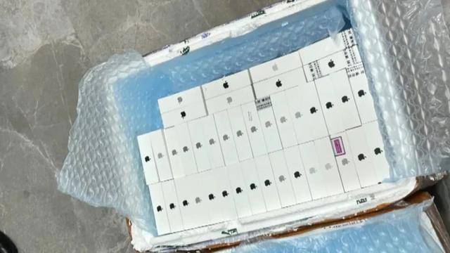 斯托克城vs布拉德福德_广西男子一口气花38.8万元买了40台手机斯托克城vs布拉德福德，民警很快找上门……