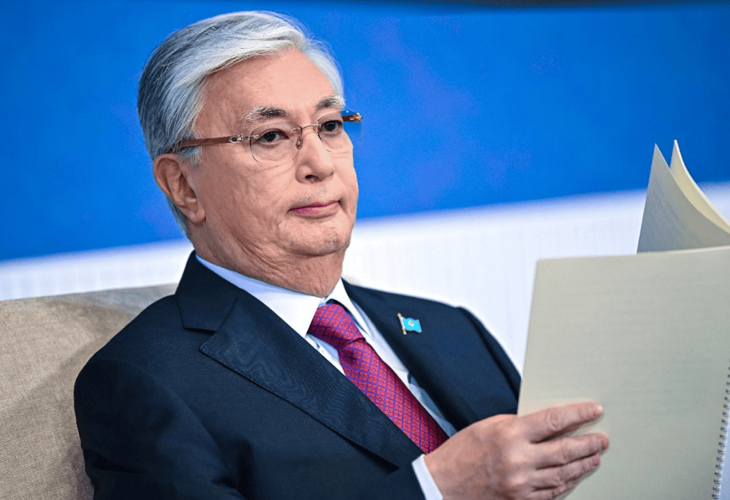 卡帕vs TPS杜古:_从中国回去后卡帕vs TPS杜古:，哈萨克斯坦总统不再舍近求远，两小时的讲话提了8次中国！