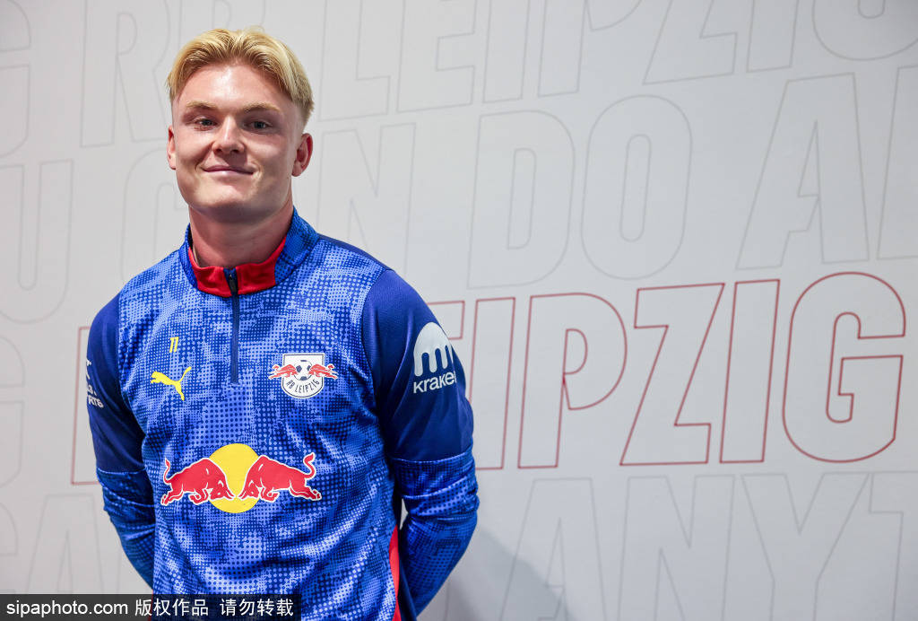 斯卢茨基：我现在死了就不用准备下场比赛西班牙甲组联赛，或许下场主帅就不是我了！ | 西班牙甲组联赛