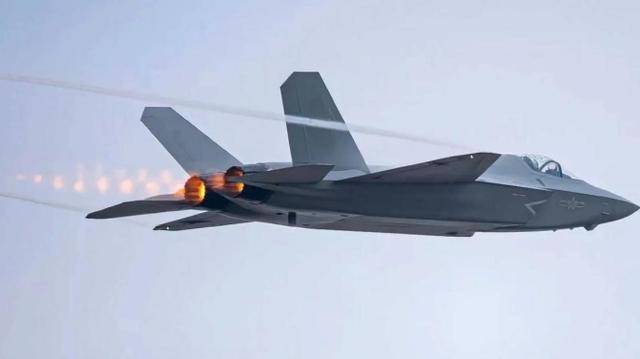 冰岛超级联赛_胡塞打击以色列冰岛超级联赛，被沙特拦截，一声巨响炸出卡塔尔真相，中国成赢家？