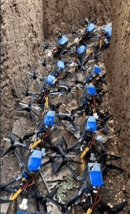 皇冠信用网登3代理
_炸大桥皇冠信用网登3代理
,炸赌场,F-16突防红旗12,泰国拒绝停火,跟特朗普唱反调